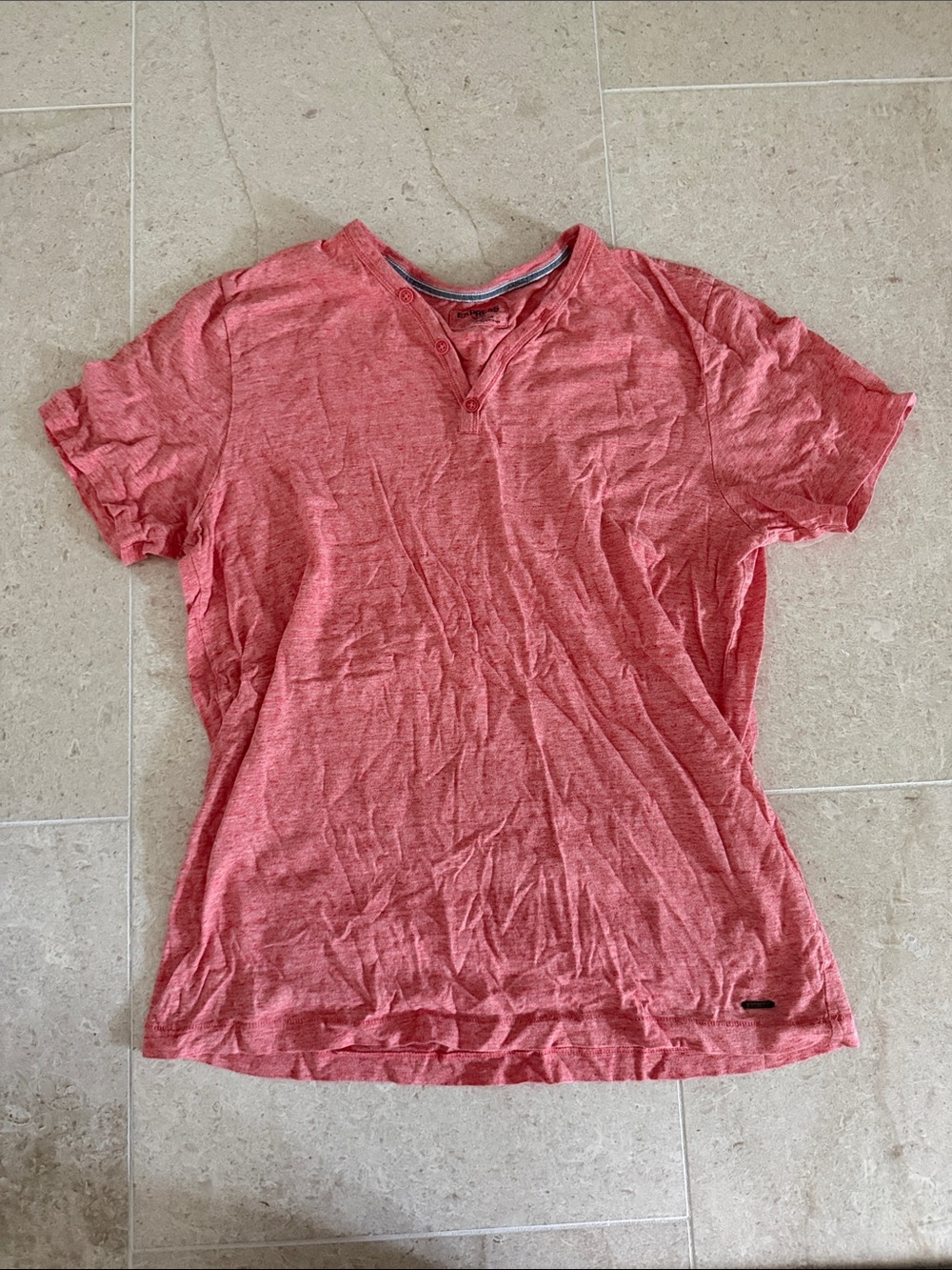 Express Men’s Short-Sleeve Henley Tee in Orange